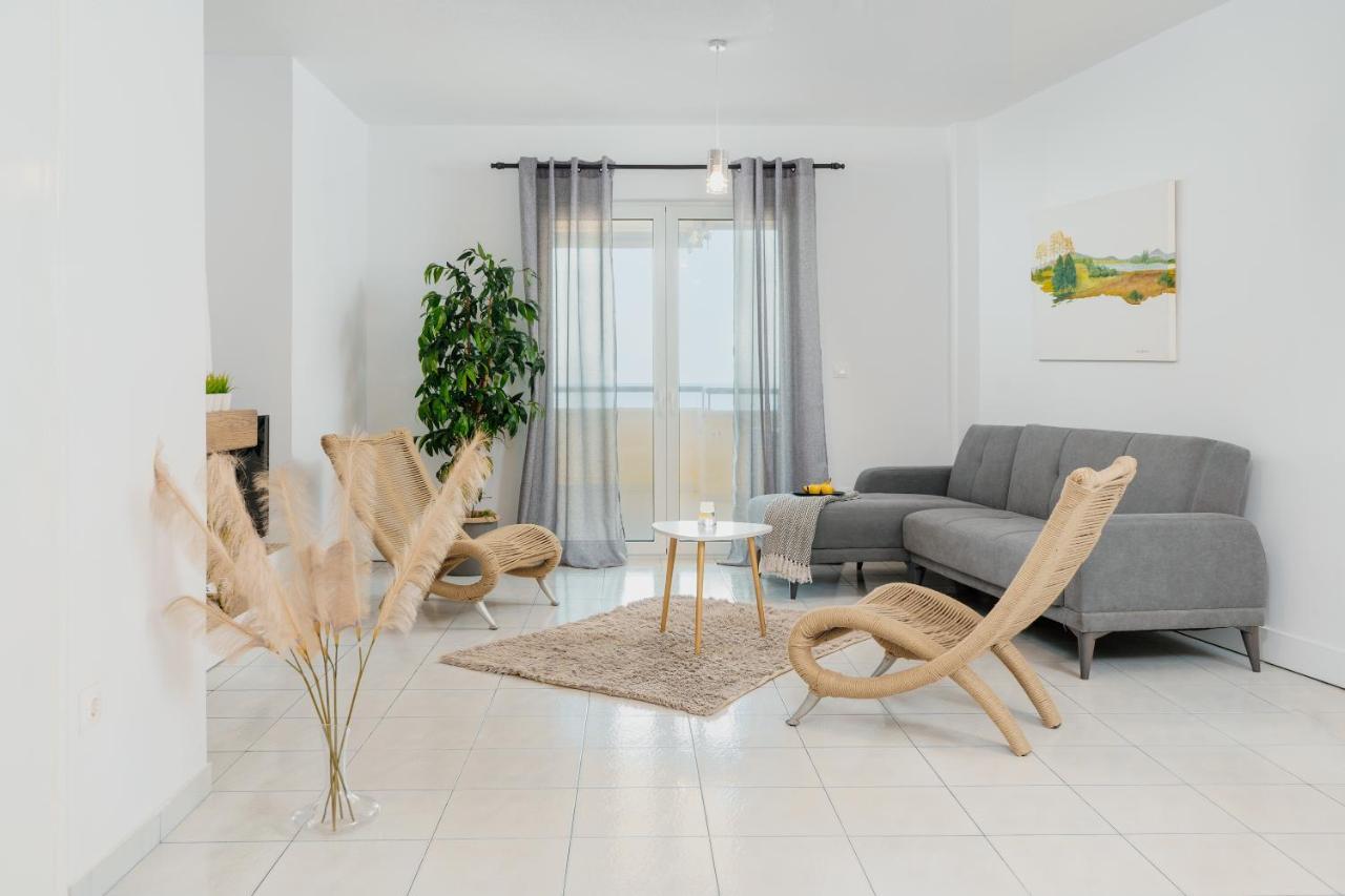 Bedspot Apartment Heraklion  Bagian luar foto